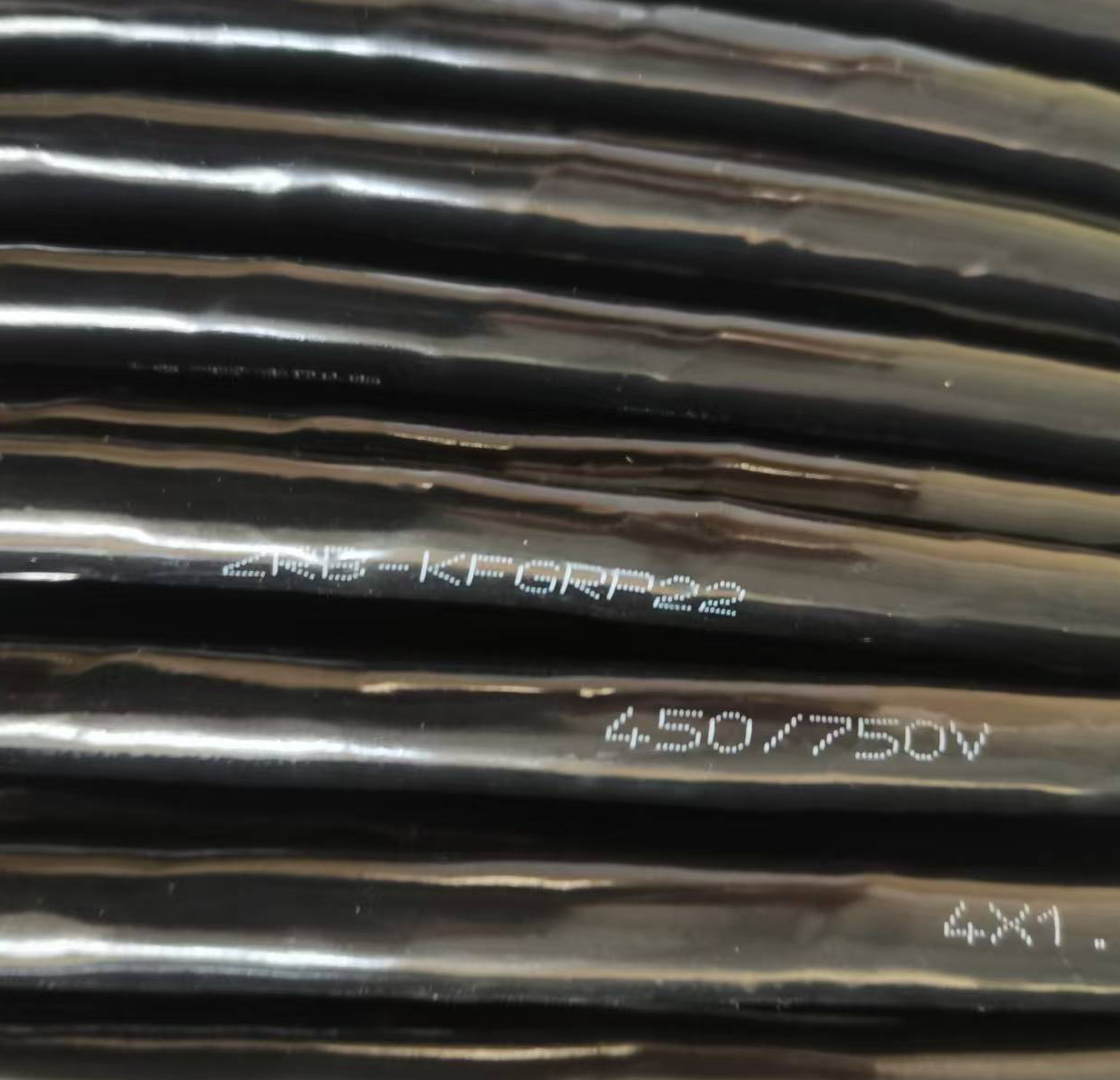 ZR-YGVHD22 阻燃耐低溫零下40度鎧裝電纜